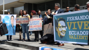 A casi dos años del asesinato del excandidato presidencial Fernando Villavicencio, la Fiscalía continúa una investigación reservada para identificar a los autores intelectuales del crimen.