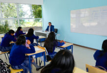 El Ministerio de Educación ha lanzado una nueva convocatoria para cubrir 1.000 plazas docentes en todo el país, enfocadas en las especialidades de Bachillerato Técnico e Inglés.