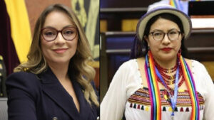 La Asamblea Nacional del Ecuador definió su nueva directiva este 14 de mayo de 2025. Junto con la elección de Niels Olsen como presidente del Legislativo, el pleno designó a Mishel Mancheno y Carmen Tiupul como primera y segunda vicepresidenta, respectivamente. Ambas estarán en funciones hasta 2027, formando parte clave del nuevo período parlamentario.