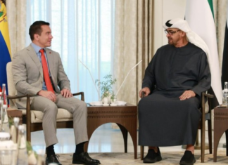 El presidente de Ecuador, Daniel Noboa, mantuvo un encuentro con Mohamed bin Zayed Al Nahyan, presidente de Emiratos Árabes Unidos, en el Palacio Al Shati, en Abu Dabi, este 30 de abril de 2025.