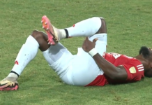 El capitán y máximo goleador histórico de la Selección Ecuatoriana salió lesionado en la Copa Libertadores con el Internacional de Porto Alegre. La Tricolor podría perder a su referente ofensivo.