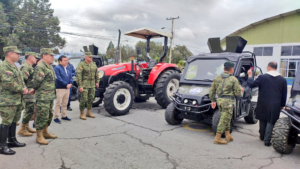 El Ministerio de Agricultura y Ganadería (MAG), a través de la Dirección Distrital de Chimborazo, entregó siete vehículos Polaris, dos motocultores y un tractor agrícola, a la Brigada de Caballería Blindada N°11  Galápagos, ubicada en Riobamba, como parte de la articulación interinstitucional que se desarrolla en beneficio de la provincia.