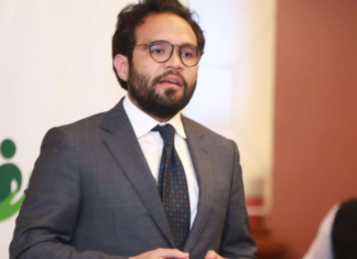 Édgar Lama, quien estuvo al frente del Ministro de Salud, fue nombrado este como delegado presidencial en el Consejo Directivo del IESS, este 30 de mayo de 2025. En ese cargo reemplazará a Eduardo Peña.