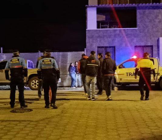 Durante el feriado por el 1 de mayo, el intendente de Policía de Chimborazo, Marcelo Mancheno, lideró un operativo de control interinstitucional en coordinación con la Policía Nacional del Ecuador y el Municipio de Riobamba.