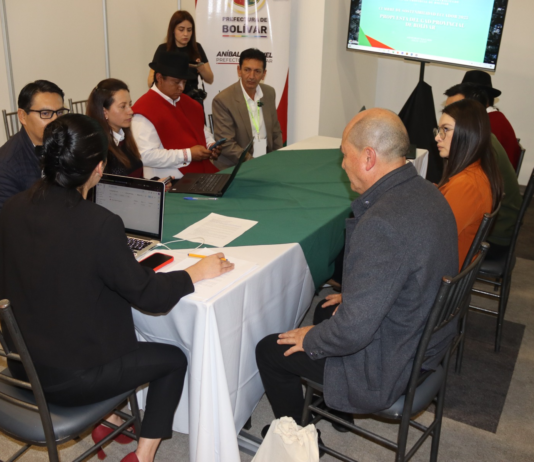 La Prefectura de Bolívar, liderada por Aníbal Coronel Monar, representó a la provincia en la “Cumbre de Acción Territorial Sostenible 2025”, un evento de alcance nacional organizado por el Consorcio de Gobiernos Autónomos Provinciales del Ecuador (CONGOPE) y realizado en el Centro de Convenciones de Quito los días 7 y 8 de mayo.