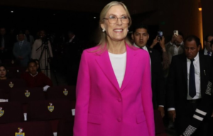 El Consejo Nacional Electoral (CNE) realizó la entrega de credenciales a los asambleístas nacionales, parlamentarios andinos, asambleístas del exterior y de Pichincha este viernes 9 de mayo de 2025.
