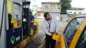 A partir del 12 de mayo de 2025, los precios de las gasolinas en Ecuador presentan una nueva variación, en cumplimiento del sistema de revisión mensual implementado por el Gobierno Nacional.