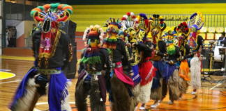 En un ambiente colmado de emociones, identidad y tradición, este 22 de mayo, el Coliseo Carlos Chávez Guerrero se convirtió en el epicentro de la cultura bolivarense con la realización del evento “Por los caminos de Bolívar: arte y cultura”, una velada inolvidable que celebró con fuerza y orgullo las raíces de la provincia.