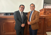 En conmemoración de los 80 años de la Jurisdicción Constitucional en Ecuador, la Facultad de Jurisprudencia, Ciencias Sociales y Políticas de la Universidad Estatal de Bolívar (UEB) realizó un conversatorio académico el pasado 28 de mayo, en el salón auditorio de Jurisprudencia.