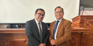 En conmemoración de los 80 años de la Jurisdicción Constitucional en Ecuador, la Facultad de Jurisprudencia, Ciencias Sociales y Políticas de la Universidad Estatal de Bolívar (UEB) realizó un conversatorio académico el pasado 28 de mayo, en el salón auditorio de Jurisprudencia.