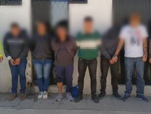 Siete hombres fueron sentenciados entre 50 y 70 meses de prisión, tras ser declarados culpables del delito de robo agravado en un domicilio del norte de Riobamba.