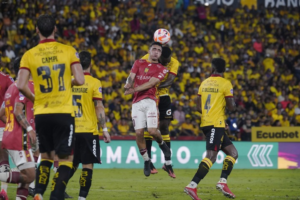 El empate sin goles en el Monumental deja al Ídolo del Astillero en el segundo lugar de la tabla, ante la falta de soluciones ofensivas. Deportivo Cuenca, sin grandes alardes, le plantó cara a un equipo que empieza a vivir una crisis futbolística encubierta.