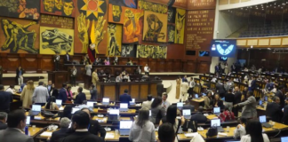 Acción Democrática Nacional (ADN) se impone en las presidencias de las comisiones de la Asamblea, la noche de este viernes 16 de mayo de 2025. El bloque de Gobierno logró integrar las 15 comisiones de la Asamblea con 78 votos a favor en el Pleno.