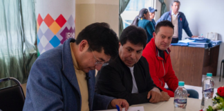 El Municipio de Riobamba concretó el 19 de mayo, la firma de 116 contratos de arrendamiento por un período de tres años con los comerciantes del Centro Comercial Popular “La Condamine”.