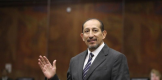 Asambleísta Vela, usted estuvo presente en la posesión del presidente Daniel Noboa el pasado 24 de mayo. ¿Cómo valora este evento institucional y político? Fue un honor estar en la ceremonia. Considero que el país necesita símbolos de institucionalidad y respeto a la democracia.