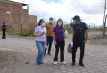 Con el objetivo de frenar el avance de la tosferina y proteger la salud de la población, especialmente de los más pequeños, brigadas médicas del Ministerio de Salud Pública (MSP) se encuentran recorriendo diversos sectores de la provincia de Chimborazo para aplicar vacunas contra esta enfermedad respiratoria altamente contagiosa.