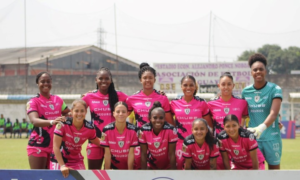 Dragonas IDV han dejado de ser un equipo sólido para convertirse en una maquinaria dentro de la Superliga Femenina. Su victoria 4-1 sobre Emelec en Guayaquil, en el cierre de la jornada 12, su racha perfecta, el título 2025 parece tener dueña mucho antes del final de la fase regular.