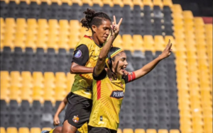 Al cierre de la fecha 11, el dominio absoluto de Dragonas IDV se mantiene intacto, pero ahora sienten una presión más cercana. Barcelona SC, tras un triunfo ante Universidad Católica, se convirtió en el nuevo escolta y le pone picante a una tabla que comienza a cerrarse en los primeros puestos.
