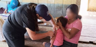 En Taisha, un recóndito cantón ubicado en la provincia de Morona Santiago, hay dolor y desesperación. Hasta este 1 de mayo, se ha reportado la muerte de ocho niños por causas que aún se investigan y hay otros menores hospitalizados en Cuenca y Macas.