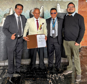 La Asamblea Nacional del Ecuador entregó la condecoración “Dr. Vicente Rocafuerte” al mérito social al destacado cantautor Galo Brito, como reconocimiento a su extensa trayectoria artística y su contribución a la identidad cultural del país.