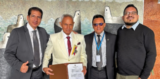 La Asamblea Nacional del Ecuador entregó la condecoración “Dr. Vicente Rocafuerte” al mérito social al destacado cantautor Galo Brito, como reconocimiento a su extensa trayectoria artística y su contribución a la identidad cultural del país.