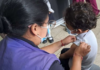 El Ministerio de Salud Pública (MSP) puso en marcha una campaña de vacunación contra la tosferina en las provincias de Guayas, Manabí, Pichincha y Santo Domingo de los Tsáchilas, como parte de una contingencia sanitaria ante el incremento de casos confirmados de esta enfermedad.
