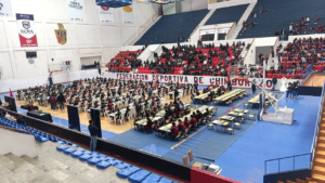 Con el objetivo de promover el pensamiento estratégico, la sana competencia y el desarrollo integral de los estudiantes, la Unidad Educativa “Amelia Gallegos Díaz” organizó este miércoles 7 de mayo la Tercera Edición del Festival Amelino de Ajedrez 2025, en el Coliseo Teodoro Gallegos Borja.