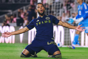 El ecuatoriano fue uno de los protagonistas en la histórica clasificación del Vancouver Whitecaps a la final del torneo continental, tras superar con autoridad al Inter Miami de Lionel Messi por un global de 5-1.