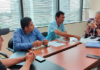 En el marco de su compromiso con el desarrollo y la conectividad de la provincia, el Prefecto de Bolívar, Aníbal Coronel Monar, junto a su equipo técnico, mantuvo una reunión clave con Juan Carlos Camacho Bernita, Subsecretario Zonal 5 del Ministerio de Transporte y Obras Públicas (MTOP), y el Director Distrital Antonio Flores, con el objetivo de impulsar mejoras en la red vial de Bolívar.