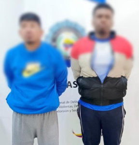 Dos presuntos integrantes del Grupo Armado Organizado (GAO) “Los Lobos” fueron capturados el 30 de abril en Cotopaxi, en un operativo liderado por la Fuerza Investigativa Anticriminal (FIAC) de la Policía Nacional.