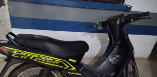 La Policía Nacional del Ecuador, en el marco de su labor permanente de garantizar la seguridad ciudadana y el orden público, logró la recuperación de una motocicleta reportada como robada durante un operativo de control realizado en el cantón Chillanes, provincia de Bolívar.