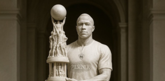 Basta con decir “Chucho” para que el fútbol ecuatoriano se detenga un momento y lo recuerde con orgullo. El Nacional volvió a rendir tributo a Christian Benítez, con la emoción de recordar a uno de los suyos.