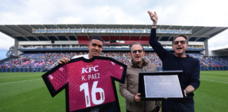 Independiente del Valle despidió oficialmente a Kendry Páez, la joven promesa que deja el club que lo formó para emprender su viaje definitivo a Europa, bajo la disposición del club dueño de sus derechos.