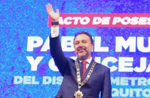 Hasta la tarde del 12 de mayo, el colectivo #ChaoPabel había recolectado más de 40 000 firmas de respaldo a la revocatoria del alcalde de Quito, Pabel Muñoz.