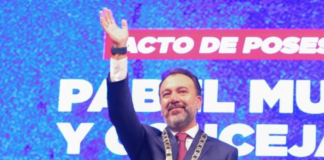 Hasta la tarde del 12 de mayo, el colectivo #ChaoPabel había recolectado más de 40 000 firmas de respaldo a la revocatoria del alcalde de Quito, Pabel Muñoz.