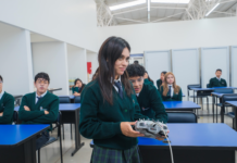 Universidad Indoamérica impulsa el liderazgo femenino en ciencia y tecnología