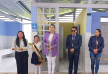 Tres instituciones educativas de la provincia de Chimborazo recibieron nuevas infraestructuras por parte del Ministerio de Educación, en un acto que refuerza el compromiso del Gobierno Nacional con la mejora del sistema educativo en sectores rurales y con enfoque intercultural.