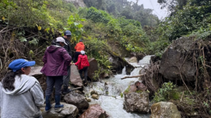 El cantón Penipe conserva los atractivos naturales y busca promover el turismo en la zona por lo cual, se llevó a cabo un recorrido técnico hacia la cascada de Pucakiro, ubicada en la comunidad de Calshi, en la parroquia Matus.