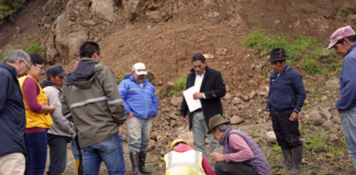 Con el objetivo de fortalecer el desarrollo agrícola y garantizar un acceso eficiente al recurso hídrico en las zonas rurales, el prefecto de Chimborazo, Hermel Tayupanda, realizó una visita de fiscalización al proyecto de riego que se ejecuta en las comunidades de Chipche y Chol, ubicadas en el cantón Alausí.