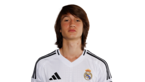 En medio de una racha de lesiones que ha dejado tocado al primer equipo del Real Madrid, una luz comienza a asomar desde las canteras de Valdebebas. Su nombre es Joan Martínez, un central de 17 años, cuya proyección emociona al club.