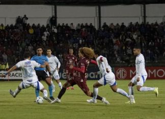 El club ambateño empató 1-1 ante Cruzeiro, uno de los grandes históricos del continente, y dio un paso hacia la clasificación a los octavos de final del certamen continental. Sin duda el “Ponchito” se ha ganado el respeto en el escenario internacional.
