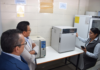 Este 7 de mayo, con el objetivo de mejorar la calidad de los servicios de agua potable y saneamiento en Ecuador, la Unión Europea (UE), en colaboración con el Banco de Desarrollo del Ecuador B.P. (BDE B.P.), entregó modernos equipos de laboratorio al Gobierno Autónomo Descentralizado (GAD) Municipal de Guano.