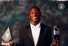 El mediocampista ecuatoriano fue la gran figura de la gala anual de premiación del club londinense, donde fue reconocido como Jugador de la Temporada y también como Jugador del Año, dos galardones que reflejan su alto nivel en el campo y el respeto y la admiración que se ha ganado dentro y fuera del vestuario.