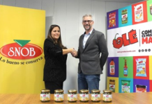 En un giro inesperado en el sector de alimentos, las marcas ecuatorianas Olé, reconocida por su liderazgo en la categoría de salsas picantes, y Snob, destacada por su trayectoria en productos encurtidos, anuncian una colaboración que apuesta por la innovación y el sabor, marcando un hito en la industria nacional.