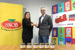 En un giro inesperado en el sector de alimentos, las marcas ecuatorianas Olé, reconocida por su liderazgo en la categoría de salsas picantes, y Snob, destacada por su trayectoria en productos encurtidos, anuncian una colaboración que apuesta por la innovación y el sabor, marcando un hito en la industria nacional.