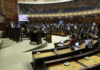 La Corte Constitucional rechazó la reforma que buscaba establecer una cuota obligatoria de contratación para personas mayores de 40 años en Ecuador. La medida había sido aprobada por la Asamblea Nacional en febrero.