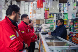 Los Bomberos de Riobamba continúan avanzando en la socialización del proyecto para la construcción de la nueva compañía “26 de junio X1” en el barrio Santa Rosa.