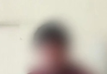 La Policía Nacional detuvo a un hombre señalado como el presunto responsable de agredir físicamente a un adulto mayor y a una mujer en Pallatanga, provincia de Chimborazo. El caso salió a la luz pública tras la difusión de varios videos en redes sociales, donde se observa al sujeto propinando golpes con evidente violencia.