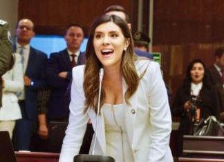 Valentina Centeno continuará al frente de la bancada de Acción Democrática Nacional (ADN) en la Asamblea Nacional, tras ser ratificada como jefa del bloque legislativo por el presidente de la República, Daniel Noboa. La decisión cuenta con el respaldo unánime de los asambleístas electos para el nuevo periodo legislativo 2025–2029.