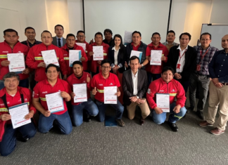 Como parte de su compromiso con la sostenibilidad y la acción climática, Arca Continental, en colaboración con la Unidad de Ozono del Ecuador, organismo vinculado a la Organización de las Naciones Unidas para el Desarrollo Industrial (ONUDI)), capacitó y certificó a técnicos del área de refrigeración de su operación en Quito.